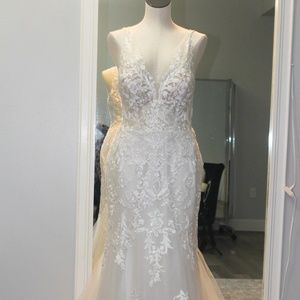 Maggie Sottero Designs Wedding Dress